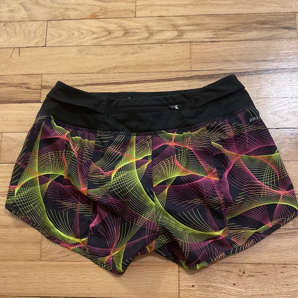Multicolored nike shorts - Picture 2 of 2